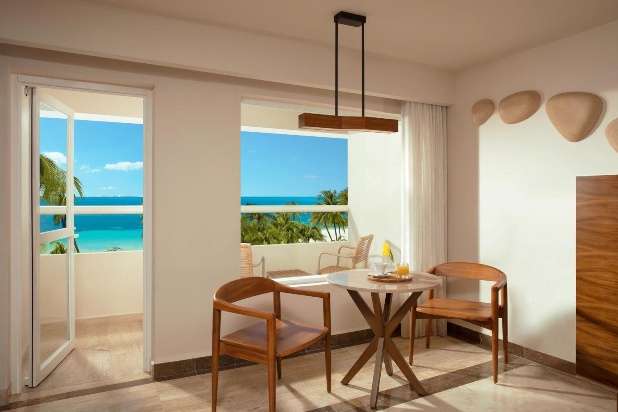 Dreams Sands & (adults Only) Resort