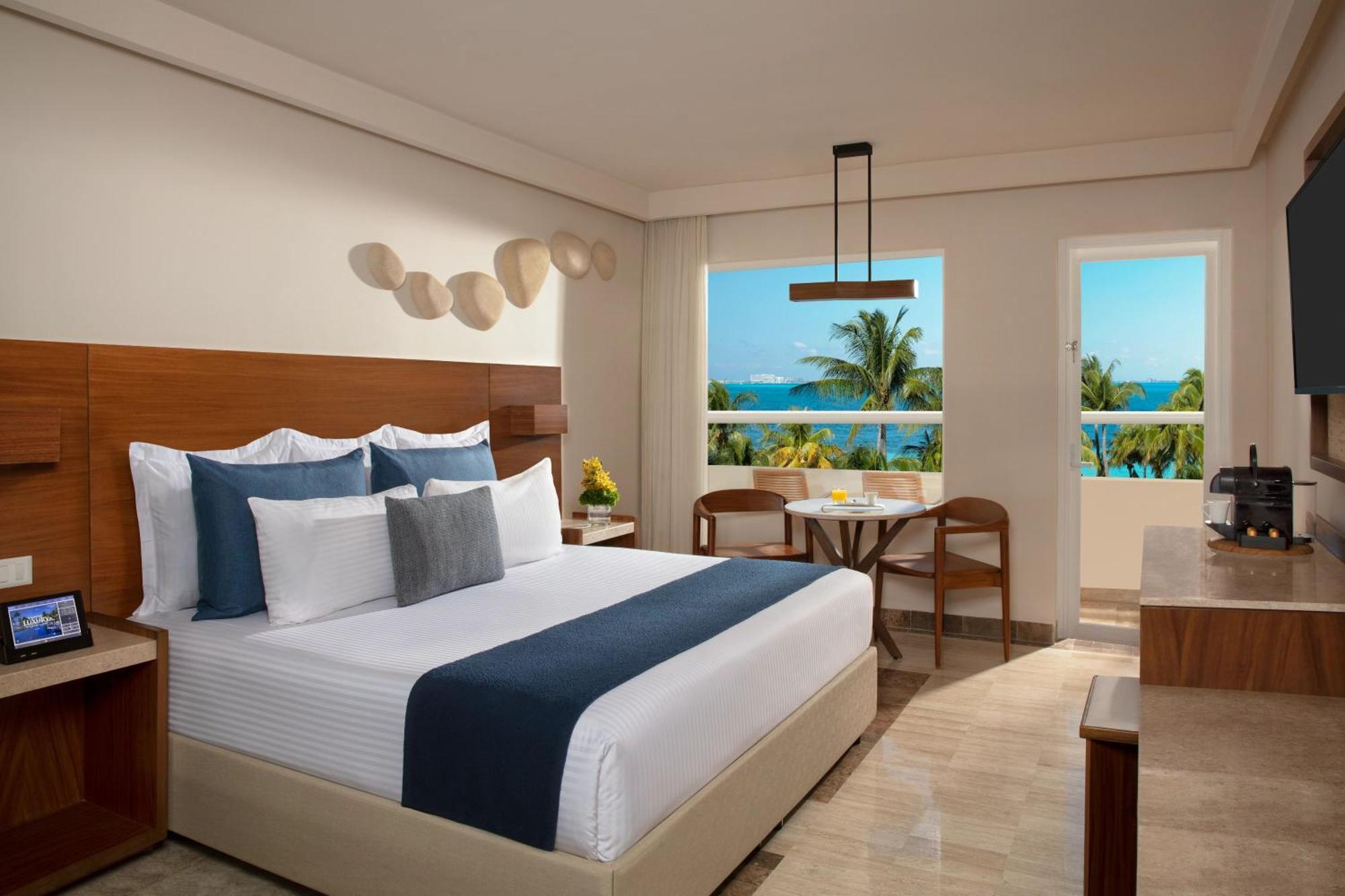 Dreams Sands & (adults Only)